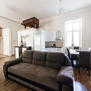 Urban Albergue